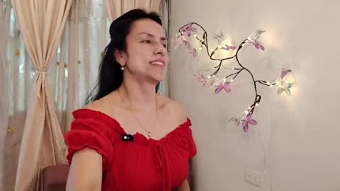 Sofi Bella online show from May 23, 7:07 pm