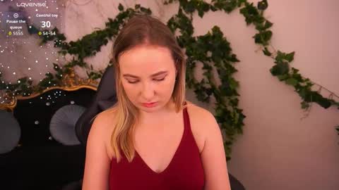 Sofie online show from November 13, 11:36 pm