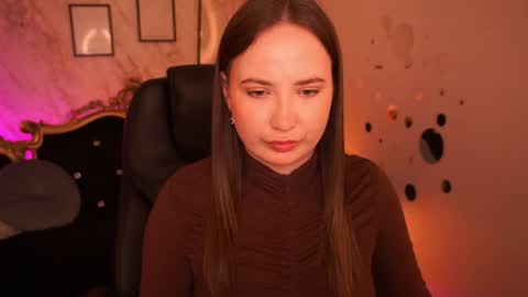 Snapshot of sofiebloom chatting on April 27, 12:08 am Sofie online show from April 27, 12:08 am