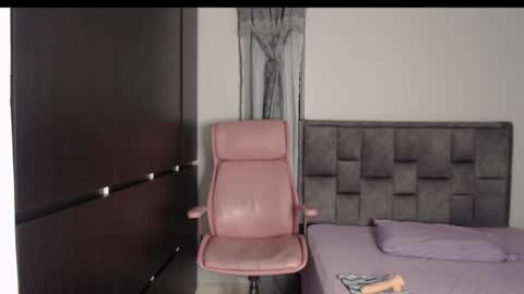 Snapshot of sofierosse_ chatting on February 5, 5:20 am Sofie Rosee online show from February 5, 5:20 am