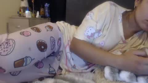 Snapshot of sofigarcia17 chatting on May 24, 2:16 am sofi online show from May 24, 2:16 am