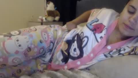 Snapshot of sofigarcia17 chatting on May 28, 2:31 am sofi online show from May 28, 2:31 am