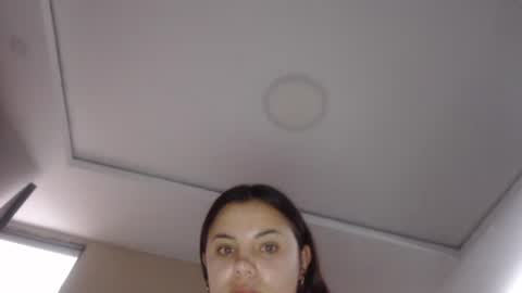 Snapshot of sofigarcia17 chatting on June 2, 1:57 pm sofi online show from June 2, 1:57 pm