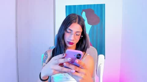 Snapshot of sofiia_grey_ chatting on April 22, 3:02 pm Sofi online show from April 22, 3:02 pm