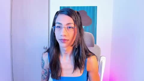 Snapshot of sofiia_grey_ chatting on April 23, 4:31 pm Sofi online show from April 23, 4:31 pm