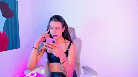 Snapshot of sofiia_grey_ chatting on June 30, 3:13 pm Sofi online show from June 30, 3:13 pm