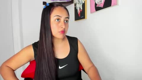 Snapshot of sofiia_rodriguez chatting on November 12, 3:12 pm sofiia rodriguez online show from November 12, 3:12 pm