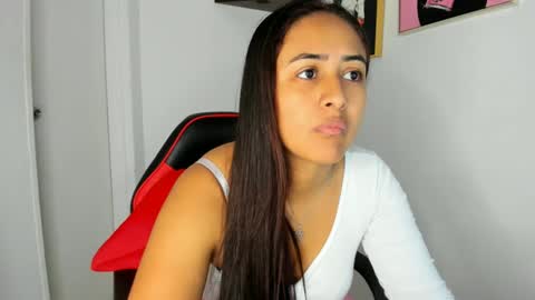 Snapshot of sofiia_rodriguez chatting on November 18, 12:42 pm sofiia rodriguez online show from November 18, 12:42 pm