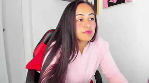 Snapshot of sofiia_rodriguez chatting on November 29, 3:15 pm sofiia rodriguez online show from November 29, 3:15 pm