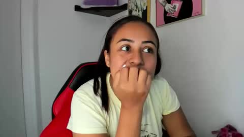 Snapshot of sofiia_rodriguez chatting on December 3, 2:26 pm sofiia rodriguez online show from December 3, 2:26 pm