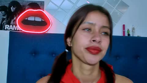 sofiia_tay online show from September 11, 3:01 pm