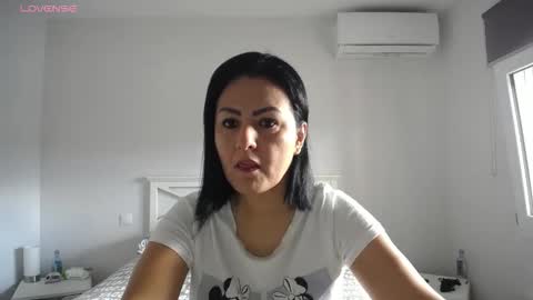 Snapshot of sofiiaa_cooper chatting on February 5, 10:31 am Sofia online show from February 5, 10:31 am