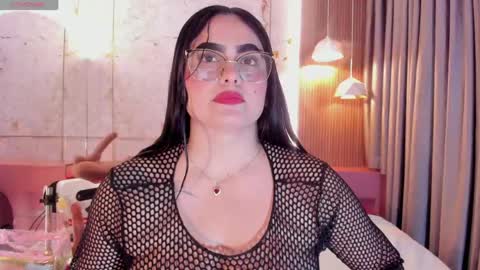 Snapshot of sofiiacarson chatting on May 23, 7:40 pm sofiia online show from May 23, 7:40 pm