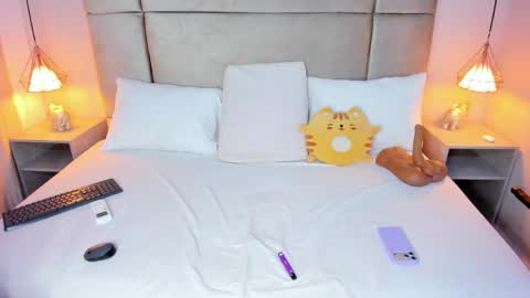 Snapshot of sofiiaduque_ chatting on May 22, 4:52 am Sofia online show from May 22, 4:52 am