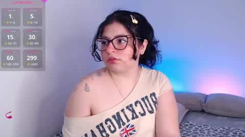 Lau  online show from April 2, 8:50 pm