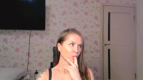 Snapshot of sofiyaruch chatting on April 30, 8:57 pm Kaitbrunette and SofiblondeWelcome room Private is Open Make us happy online show from April 30, 8:57 pm