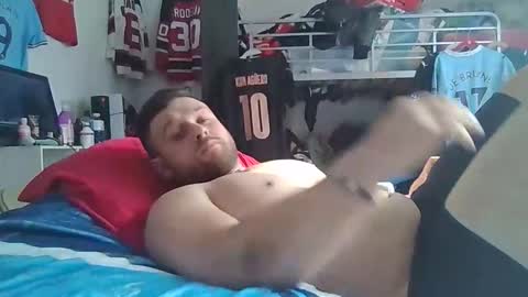 Snapshot of soflogrown97 chatting on March 25, 7:42 pm Mason Muscles online show from March 25, 7:42 pm