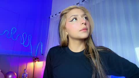 Sofi online show from April 9, 11:48 am