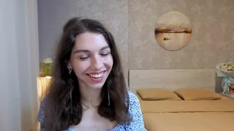 Kelly online show from April 2, 2:15 pm