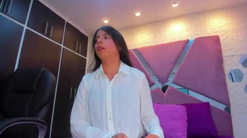 Snapshot of sol_angel_7 chatting on May 19, 4:13 pm SOL ANGEL online show from May 19, 4:13 pm