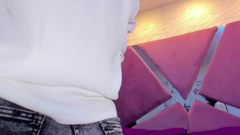 Snapshot of sol_angel_7 chatting on May 26, 3:08 pm SOL ANGEL online show from May 26, 3:08 pm