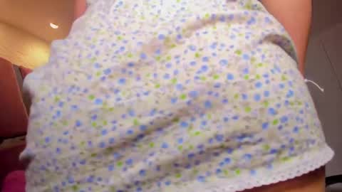 Snapshot of sol_angel_7 chatting on June 6, 5:06 pm SOL ANGEL online show from June 6, 5:06 pm