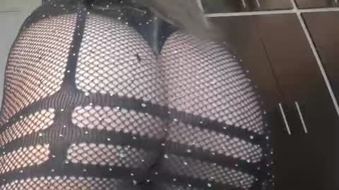 Snapshot of sol_angel_7 chatting on August 3, 4:55 pm SOL ANGEL online show from August 3, 4:55 pm