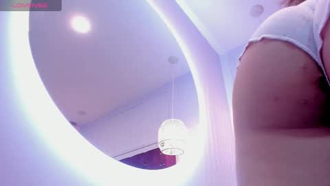 sol_nahiara online show from September 13, 2:28 pm