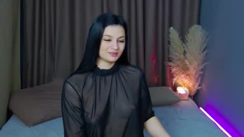 Snapshot of solazolaa chatting on April 6, 4:46 am Sonya online show from April 6, 4:46 am