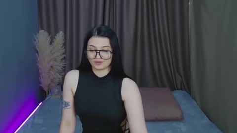 Snapshot of solazolaa chatting on May 11, 4:48 pm Sonya online show from May 11, 4:48 pm