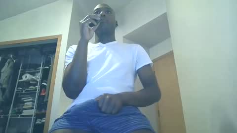 Snapshot of solidsnake992 chatting on December 13, 11:34 am solidsnake992 online show from December 13, 11:34 am