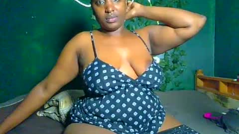 Snapshot of sollybunny chatting on June 12, 2:21 am Solly bunny online show from June 12, 2:21 am