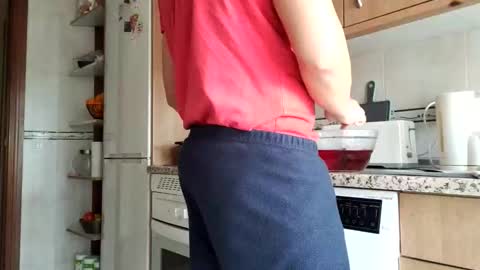 solo4u2 online show from April 11, 1:04 pm