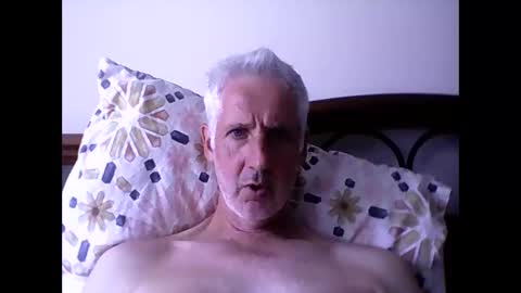 Snapshot of soloman1969 chatting on March 23, 5:44 am Soloman online show from March 23, 5:44 am