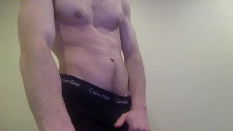 Snapshot of somberstone chatting on May 1, 1:43 am somberstone online show from May 1, 1:43 am