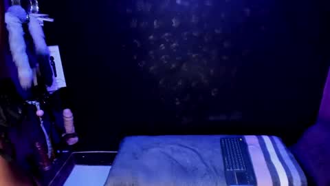 Snapshot of sommer_alexa chatting on February 22, 7:14 pm Alexa online show from February 22, 7:14 pm