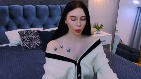 Snapshot of sonataray chatting on February 5, 2:54 pm Catherine online show from February 5, 2:54 pm