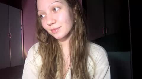 Snapshot of songarreola chatting on February 1, 6:17 pm Emily online show from February 1, 6:17 pm