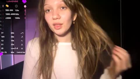 Snapshot of songarreola chatting on February 14, 3:31 pm Emily online show from February 14, 3:31 pm