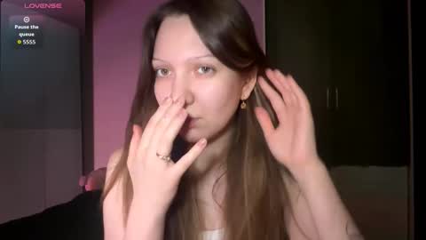 Snapshot of songarreola chatting on February 24, 5:11 pm Emily online show from February 24, 5:11 pm