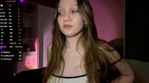 Snapshot of songarreola chatting on February 26, 2:49 pm Emily online show from February 26, 2:49 pm