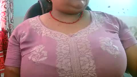 soni88888 online show from April 16, 3:40 am