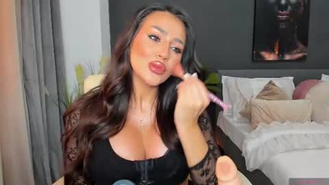 Snapshot of sonia__rey chatting on July 4, 5:08 pm Sonia Rey online show from July 4, 5:08 pm