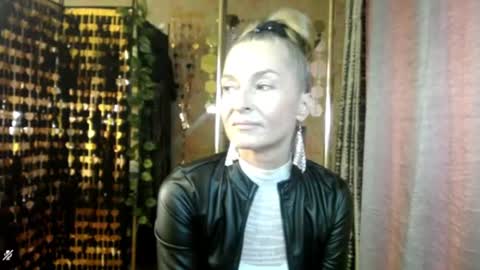 Sonia online show from July 28, 3:21 pm