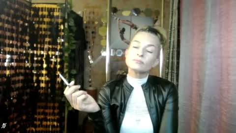 Sonia online show from July 28, 4:39 pm