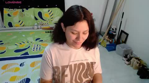 Snapshot of sonialatin69 chatting on May 26, 12:23 pm sonialatin69 online show from May 26, 12:23 pm