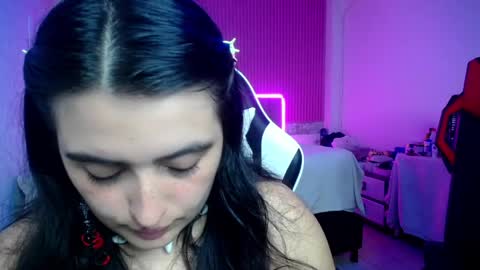 Snapshot of sonic_jess07 chatting on May 10, 12:38 am sonic_jess07 online show from May 10, 12:38 am