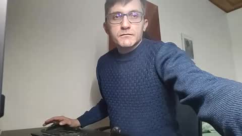 sonicegay online show from January 31, 9:05 am