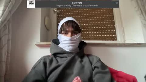 Snapshot of sonny_moore_ chatting on December 23, 9:29 am sonny_moore_ online show from December 23, 9:29 am