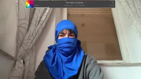 Snapshot of sonny_more_ chatting on November 28, 8:50 am sonny_more_ online show from November 28, 8:50 am